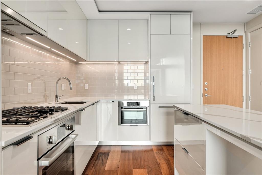 44 East Avenue Austin TX 78701
