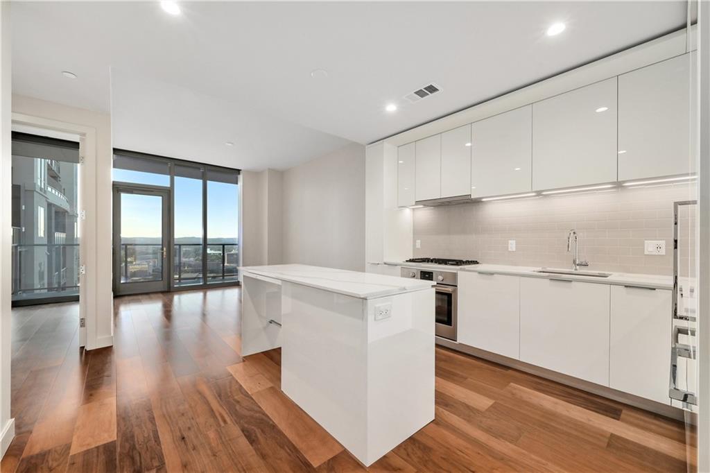 44 East Avenue Austin TX 78701