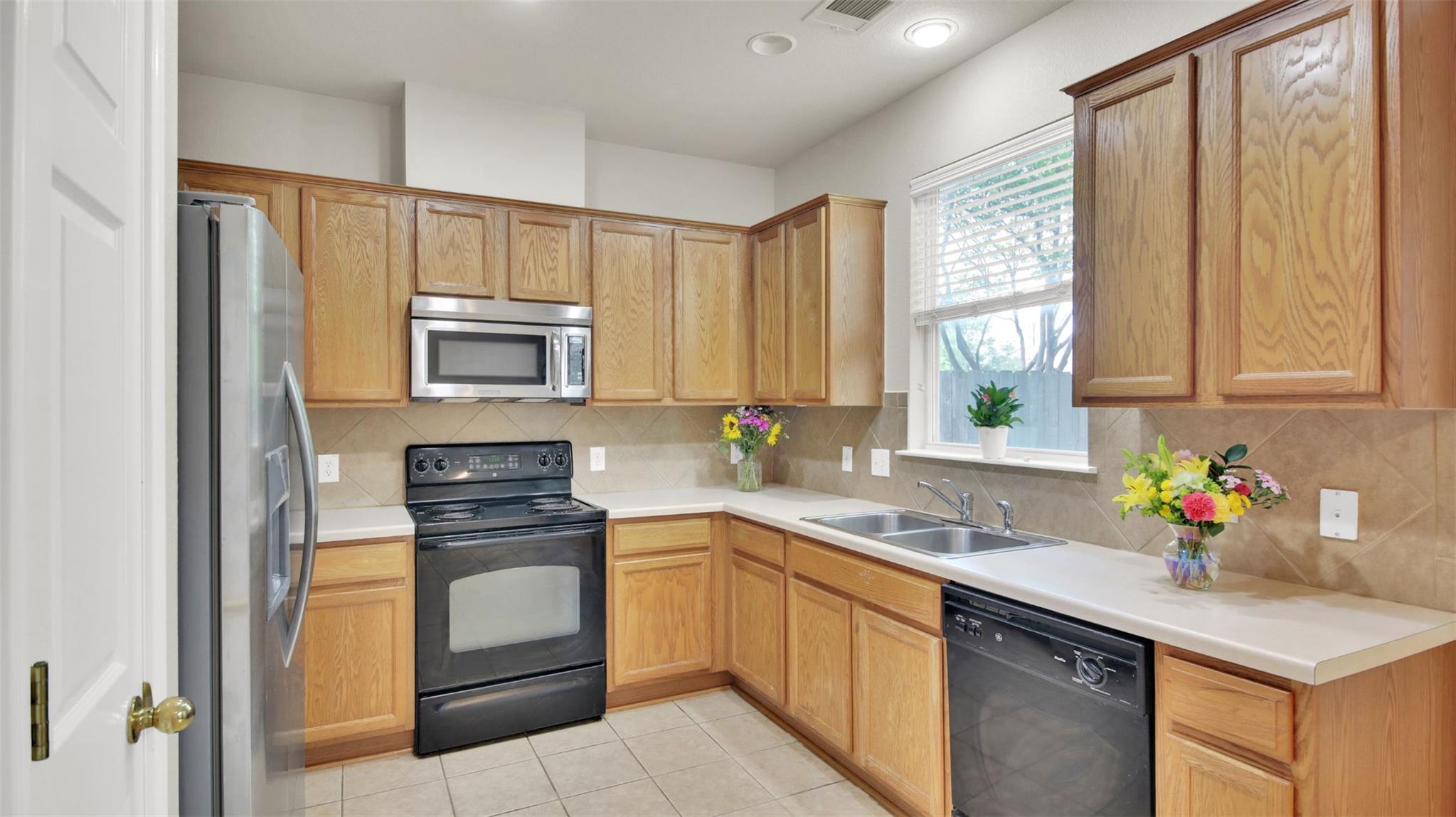 73 Verde Ranch Loop Leander TX 78641