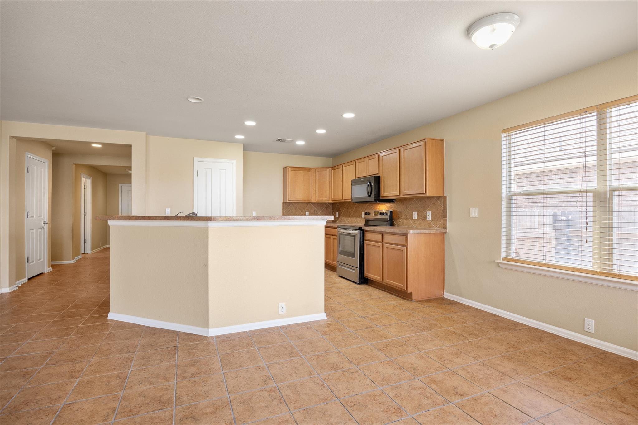 205 Lark Street Leander TX 78641