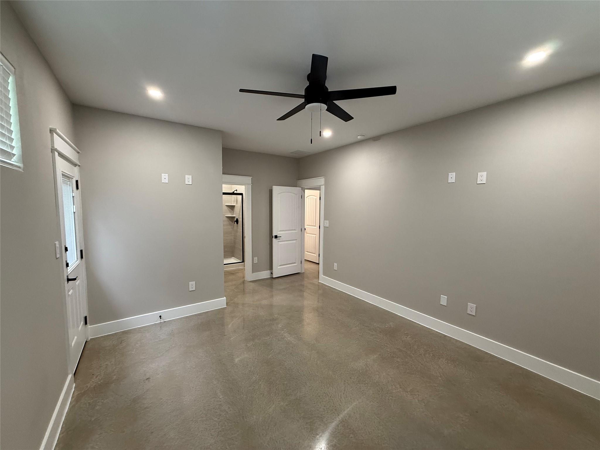 201 N Vandeveer Street Burnet TX 78611