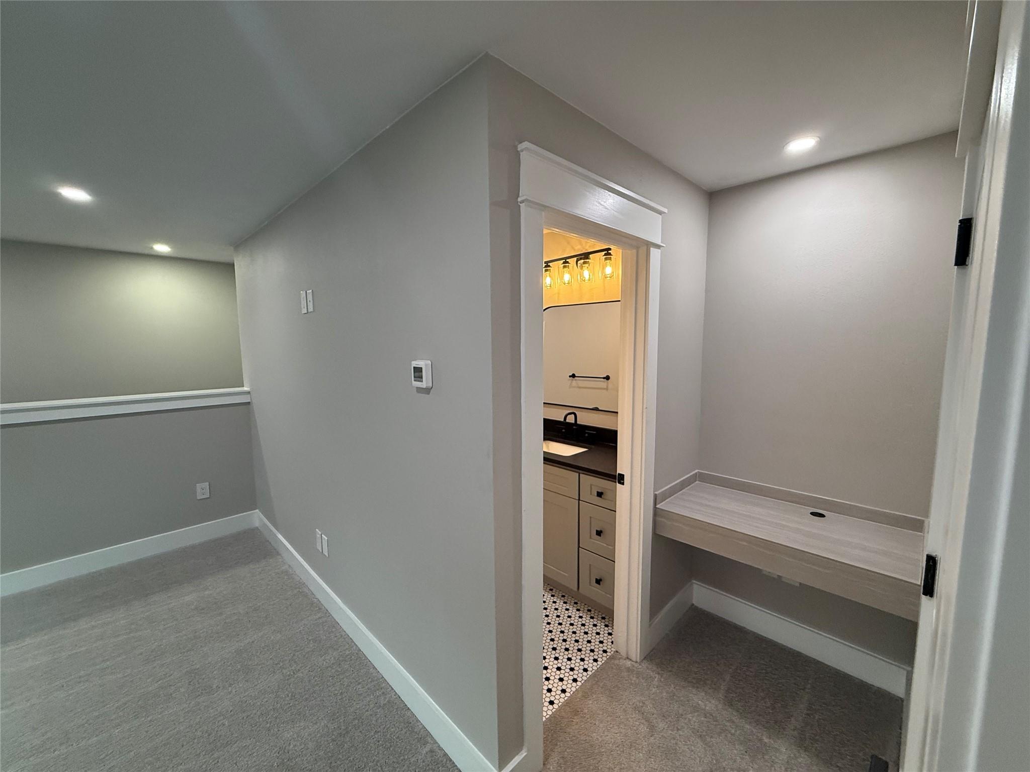 201 N Vandeveer Street Burnet TX 78611