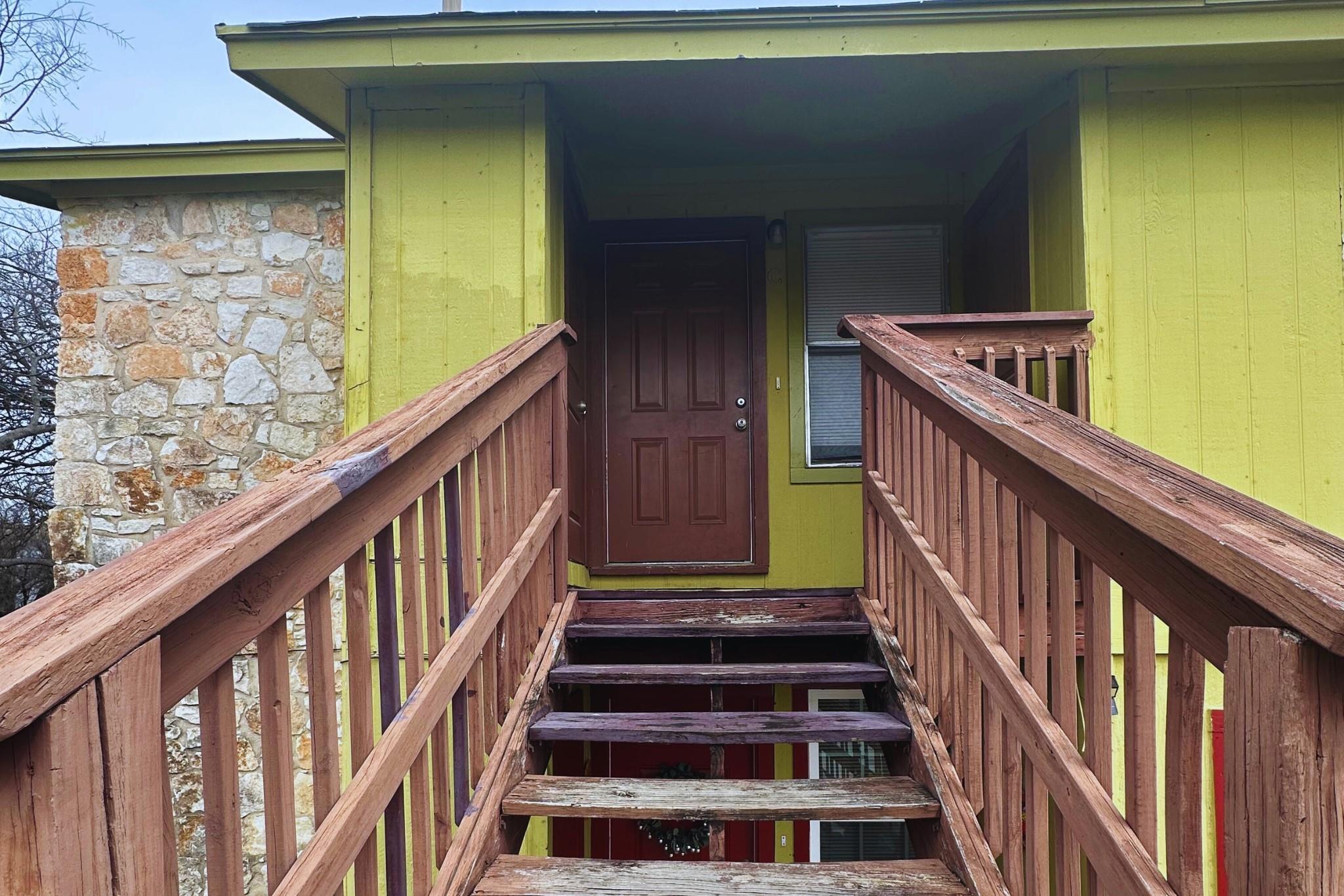 2202 Tabor Court Austin TX 78748