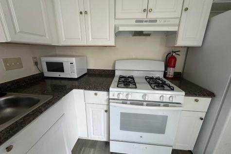 2202 Tabor Court Austin TX 78748