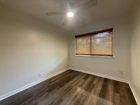 5807 Teri Road Austin TX 78744