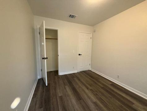 5807 Teri Road Austin TX 78744