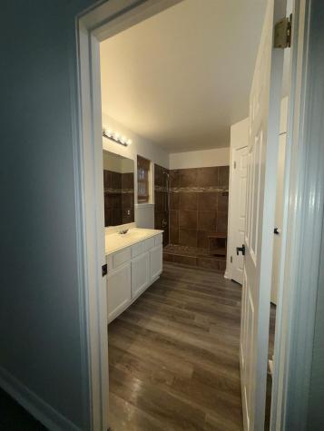 5807 Teri Road Austin TX 78744