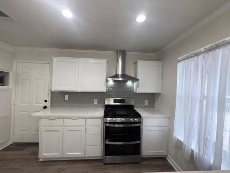 5807 Teri Road Austin TX 78744