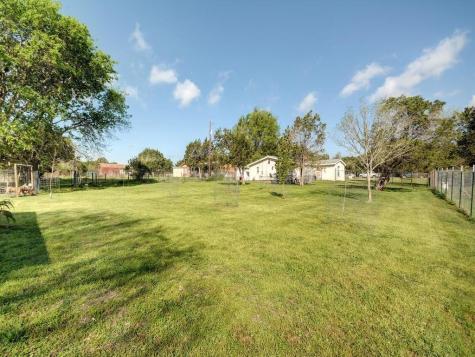 131 Barton Meadow Drive Dripping Springs TX 78620
