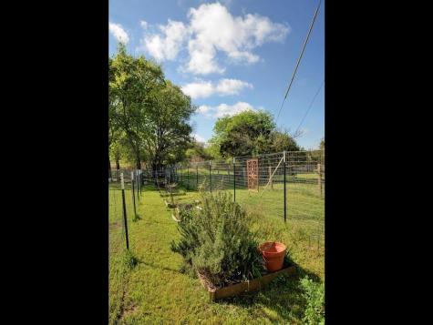 131 Barton Meadow Drive Dripping Springs TX 78620