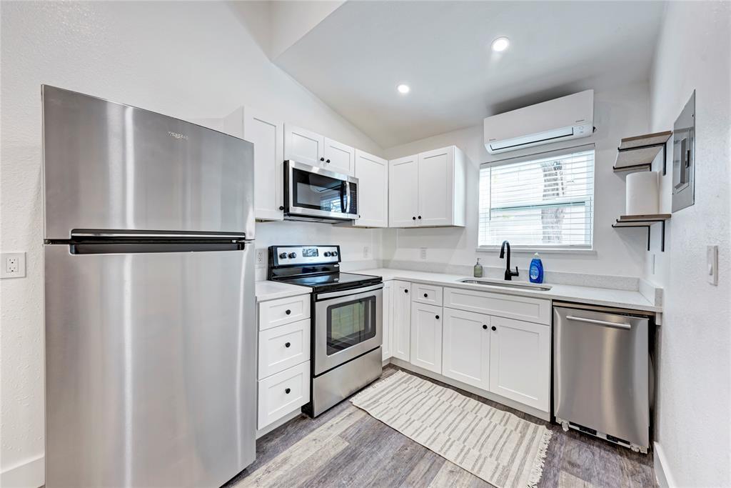 2302 Leon Leon Street Austin TX 78705