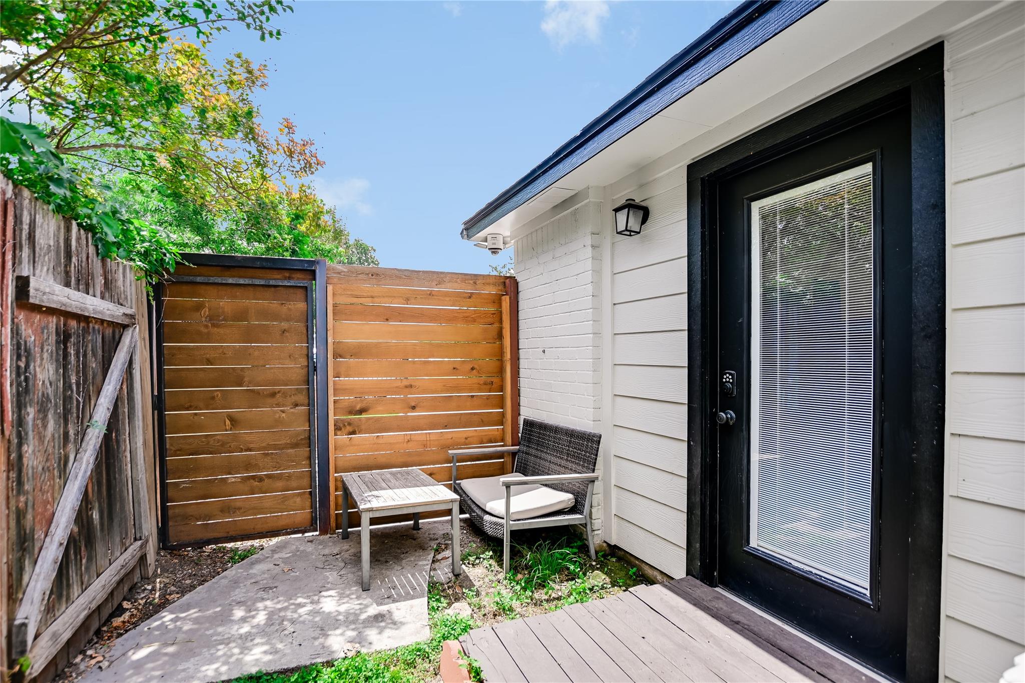 4702 Crest Oak Road Austin TX 78744