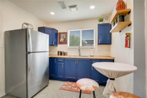 4702 Crest Oak Road Austin TX 78744