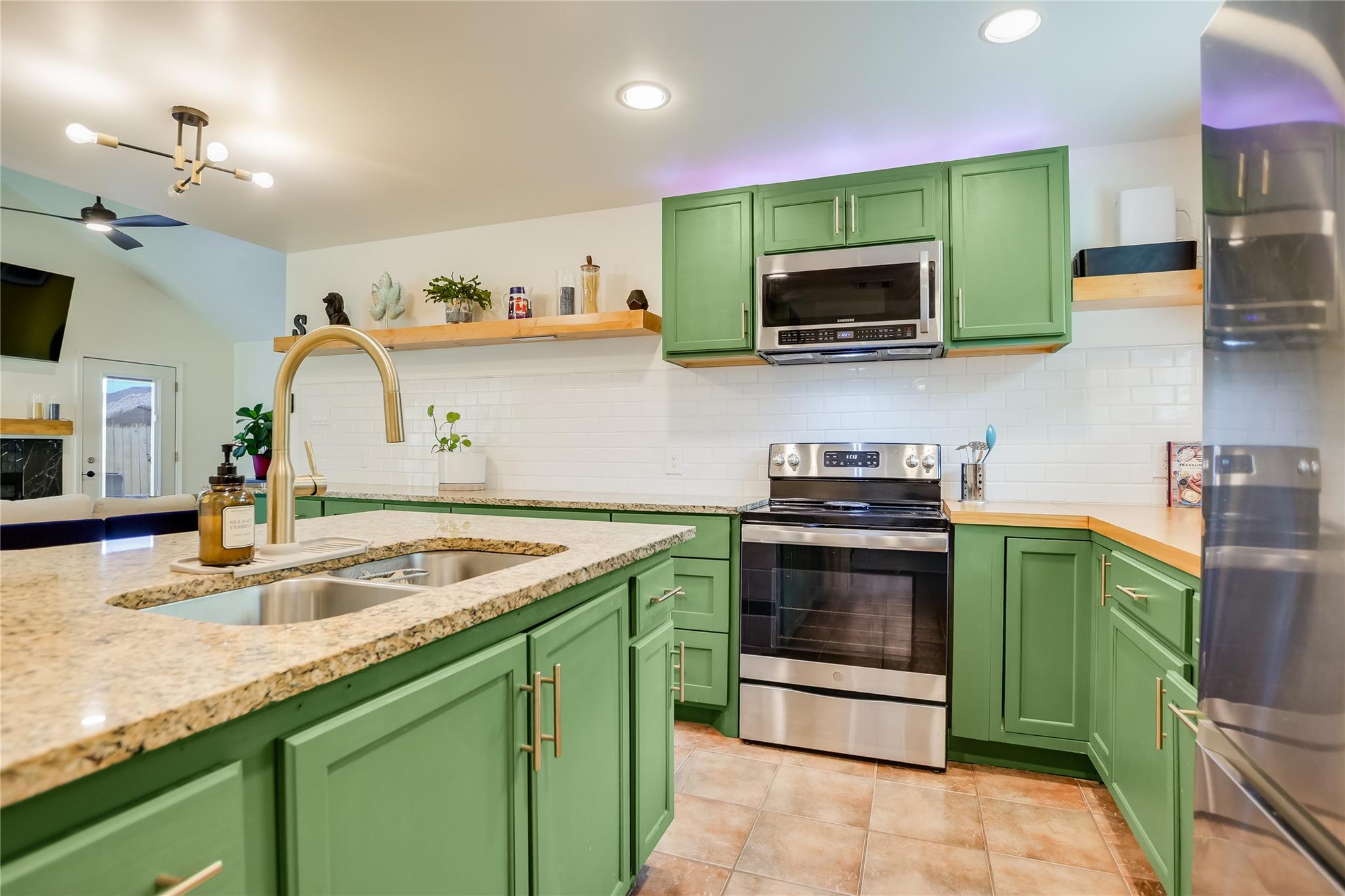 4702 Crest Oak Road Austin TX 78744