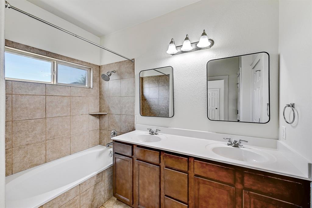 16316 Mcaloon Way Austin TX 78728