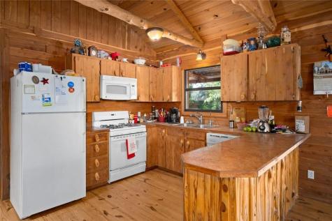 1043 Lewis Lane Dale TX 78616