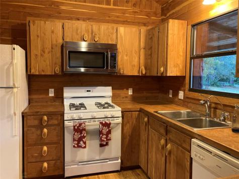 1043 Lewis Lane Dale TX 78616