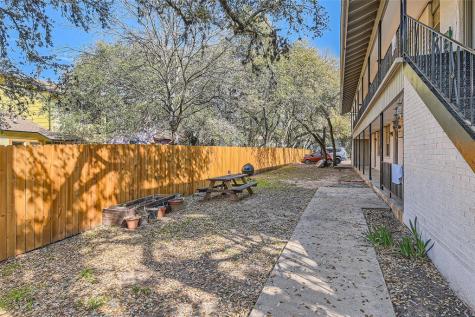 2411 S 5th Street Austin TX 78704