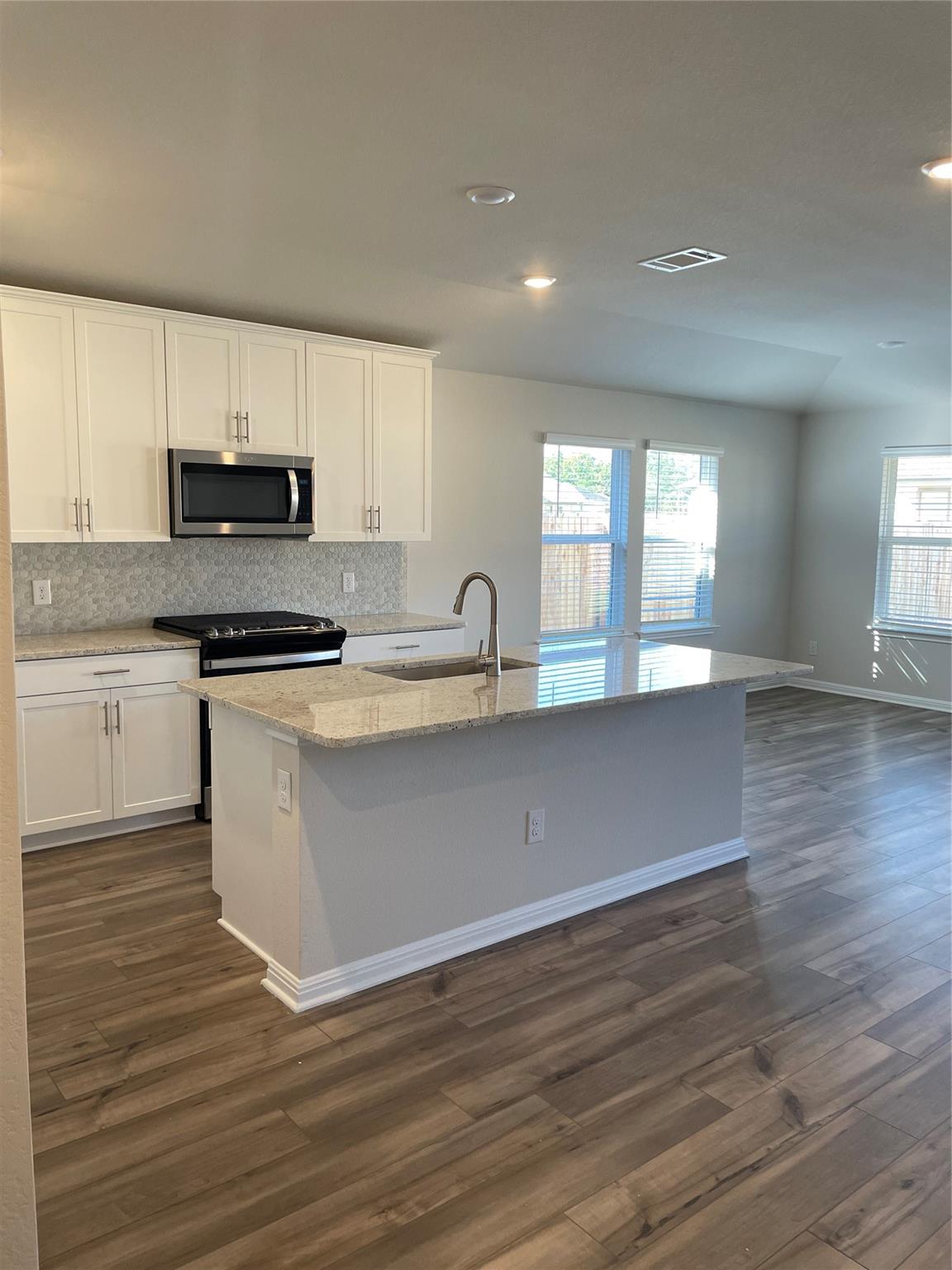 10407 Mager Hutto TX 78634