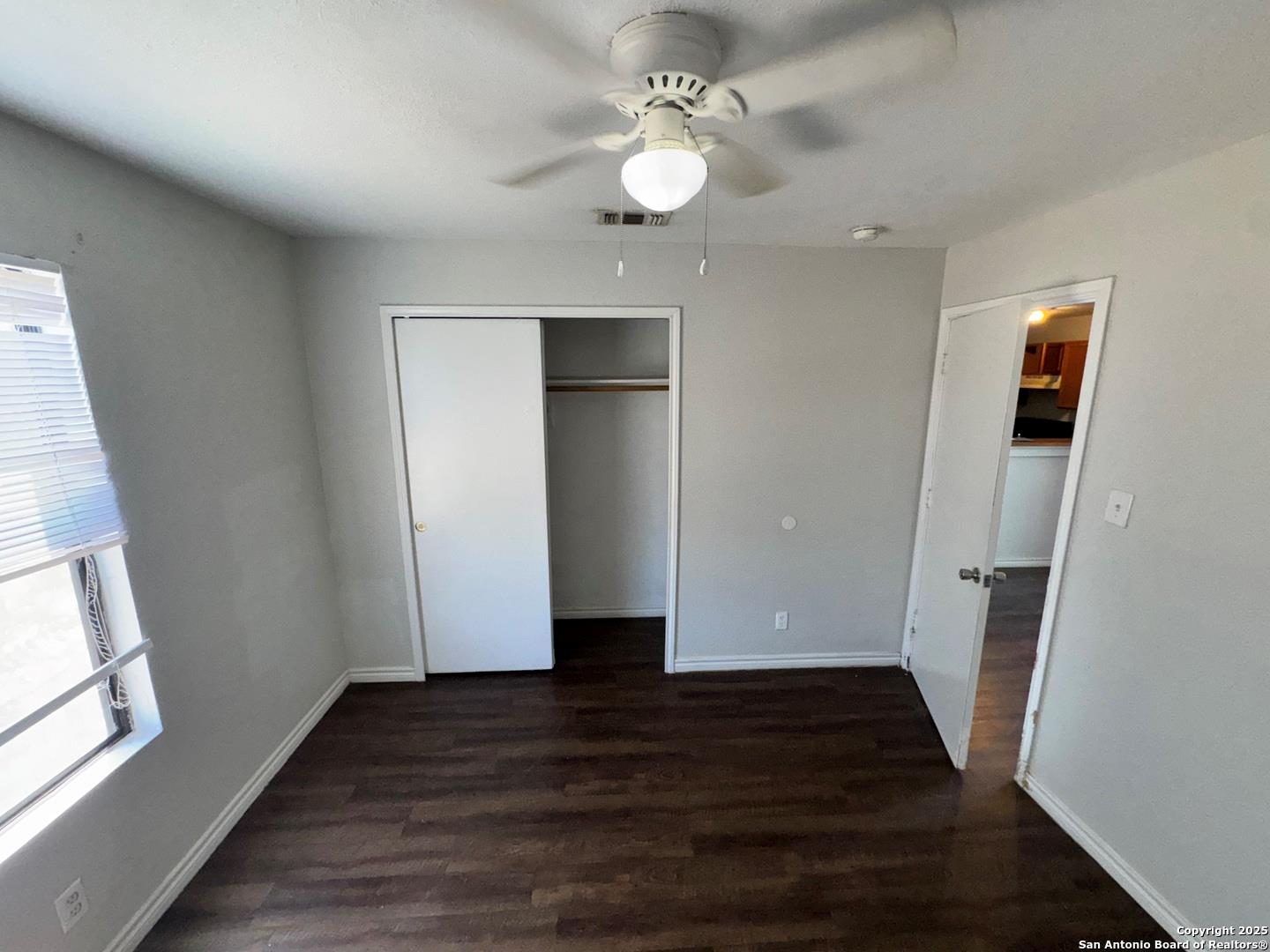 830 W Hutchins Place San Antonio TX 78221