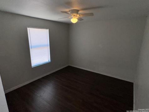 830 W Hutchins Place San Antonio TX 78221