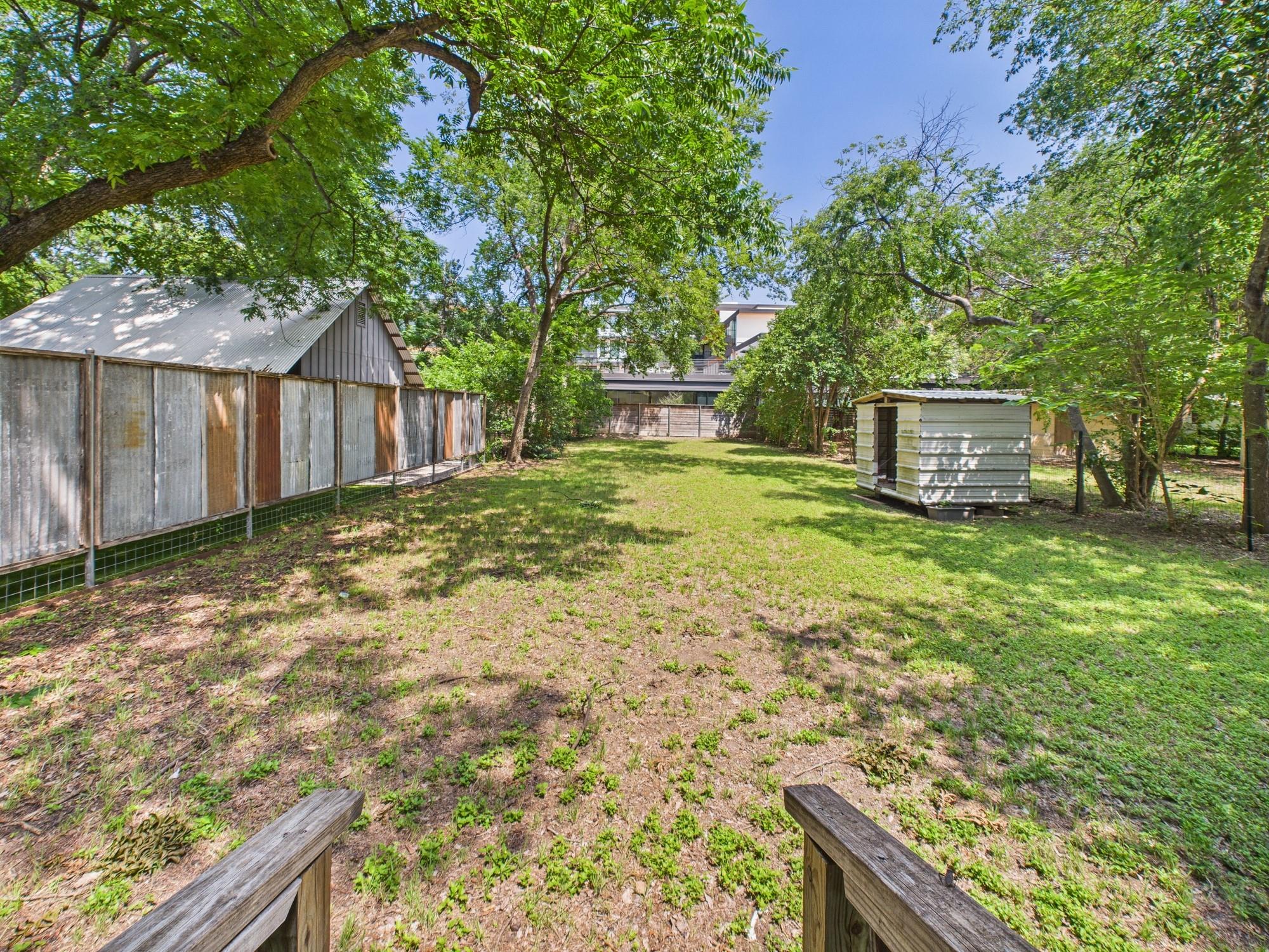 1607 S 2nd Street Austin TX 78704