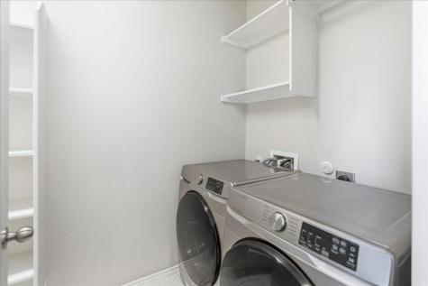 5600 Bonneville Bend Austin TX 78744