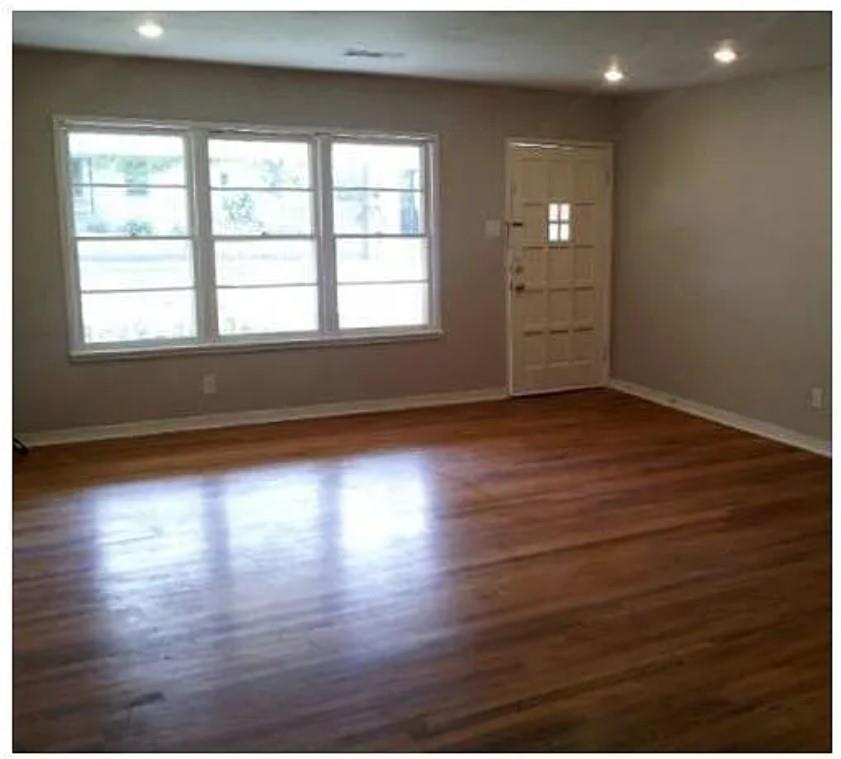 5216 Woodrow Avenue Austin TX 78756