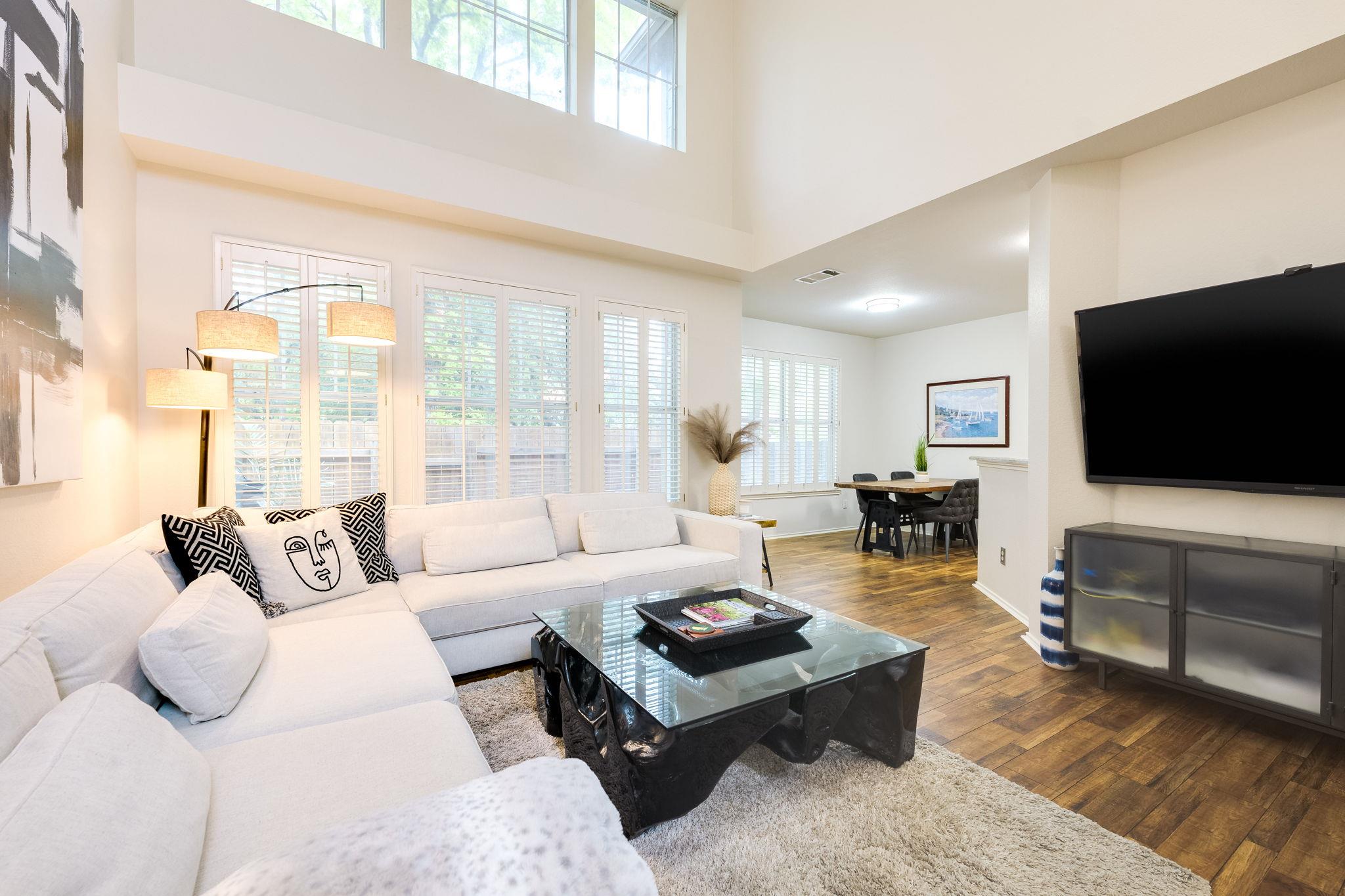 4501 Whispering Valley Drive Austin TX 78727
