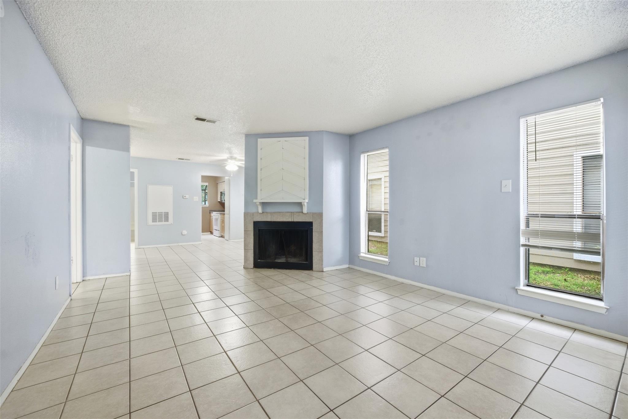 2009 W Loop Austin TX 78758