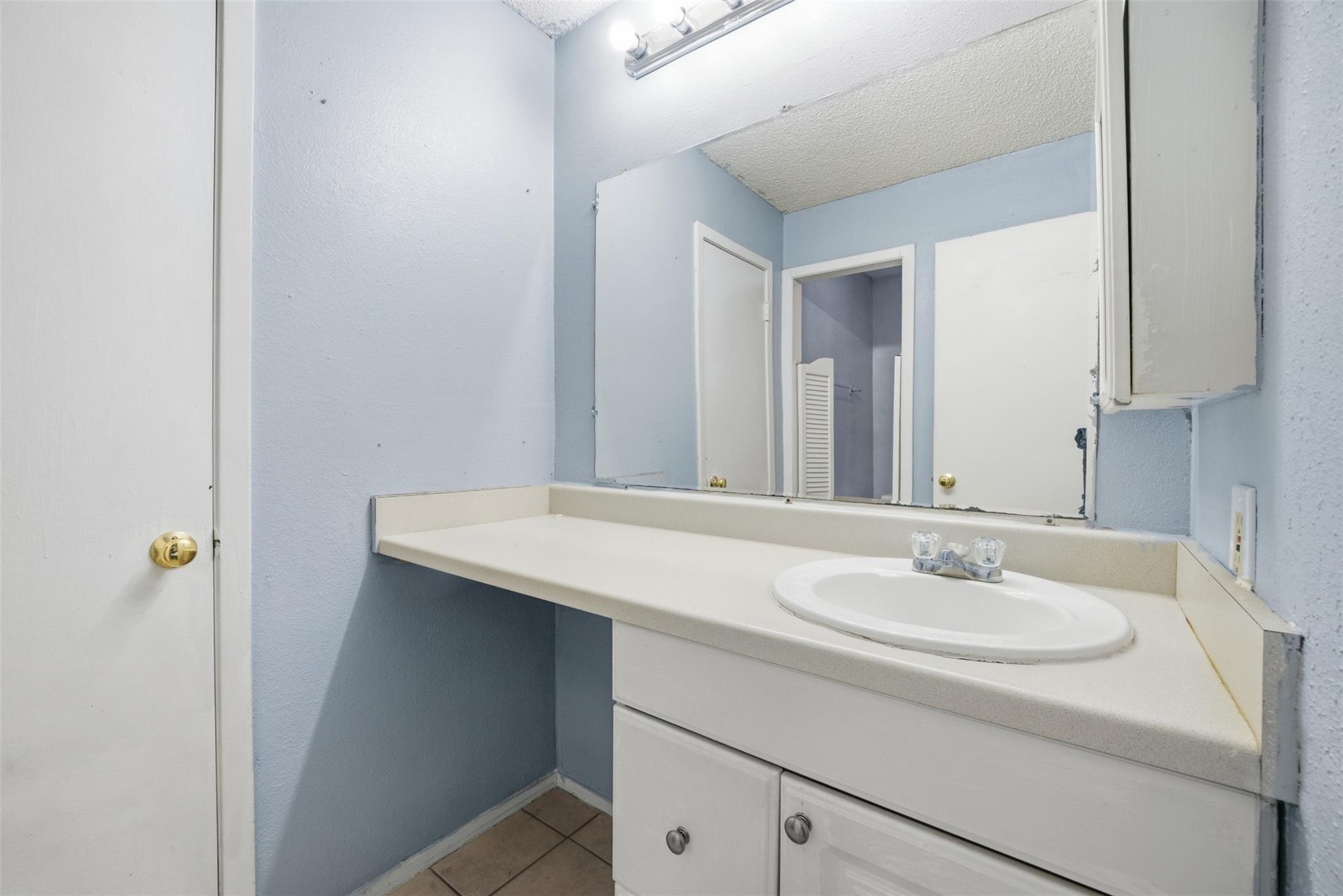 2009 W Loop Austin TX 78758