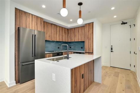 84 East Avenue Austin TX 78701