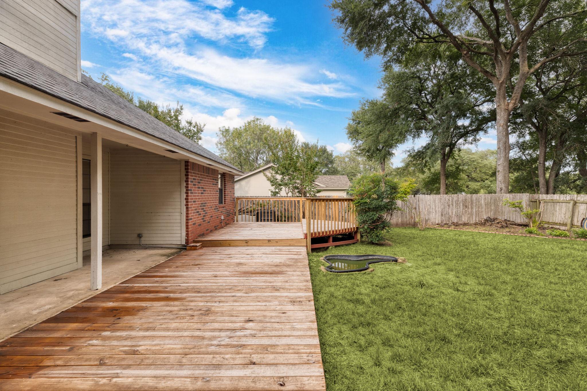 1502 Oak Knoll Lane Lockhart TX 78644