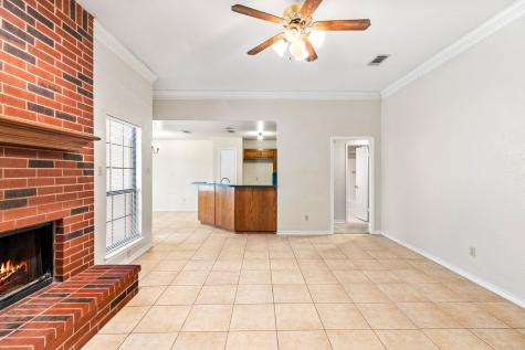1502 Oak Knoll Lane Lockhart TX 78644