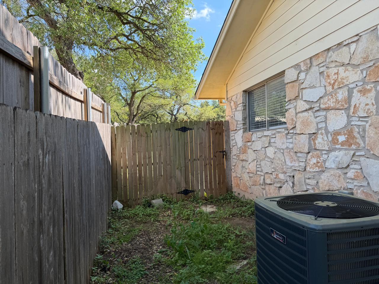 9405 Newberry Drive Austin TX 78729