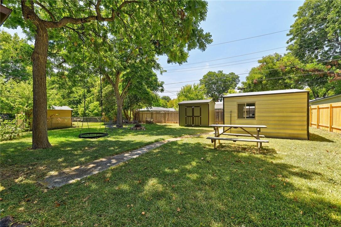 7512 Saint Louis Street Austin TX 78757