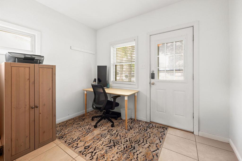 7512 Saint Louis Street Austin TX 78757
