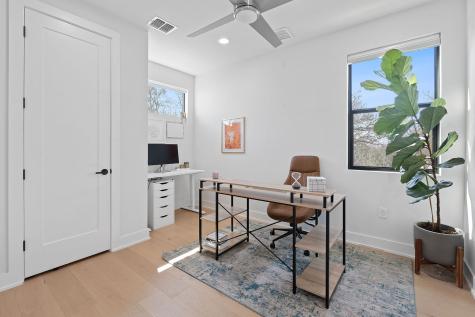 1168 Ridgeway Drive Austin TX 78702