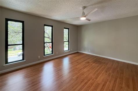 8401 Loralinda Drive Austin TX 78753