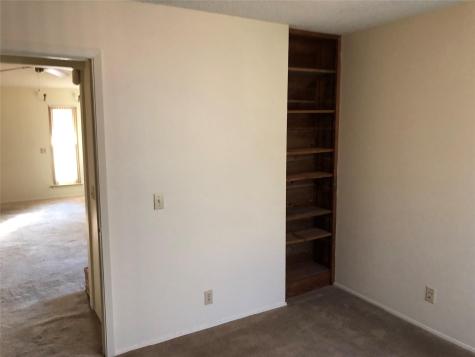 914 W Meadowmere Lane Austin TX 78758