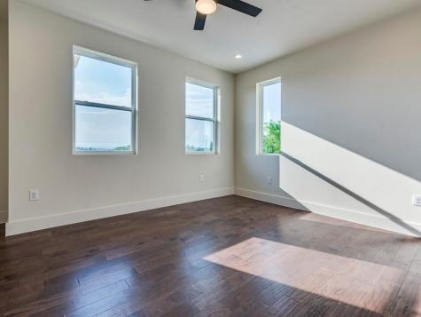 6412 Carson Ridge Austin TX 78741