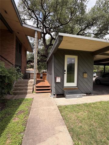 3304 Red River Street Austin TX 78705