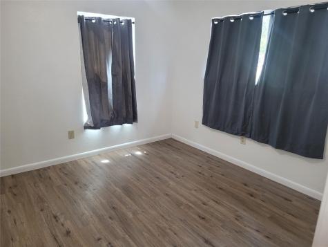 205 2nd Avenue Smithville TX 78957