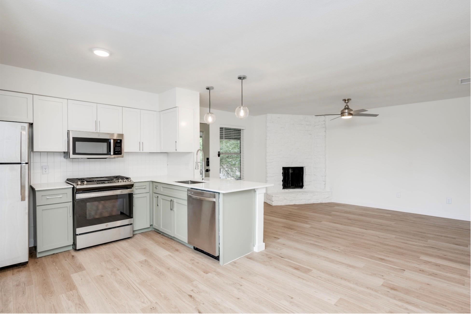 901 Airoso Cove Austin TX 78745