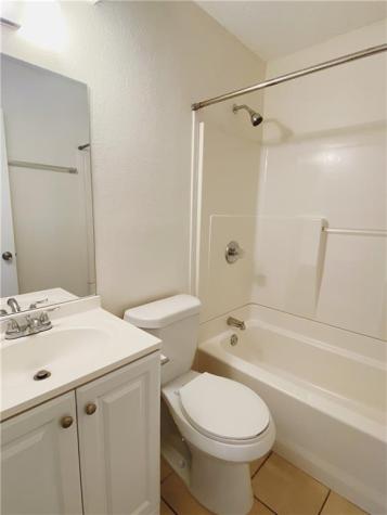 9906 Hundred Oaks Circle Austin TX 78750
