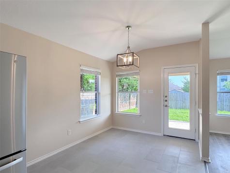 218 Mossy Rock Drive Hutto TX 78634