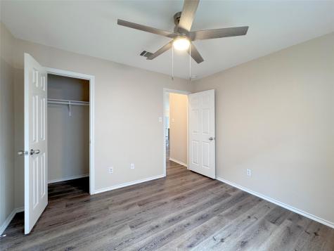 218 Mossy Rock Drive Hutto TX 78634