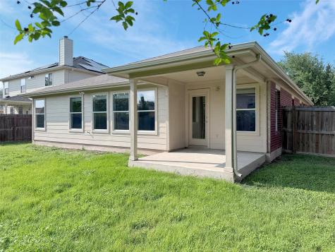 218 Mossy Rock Drive Hutto TX 78634