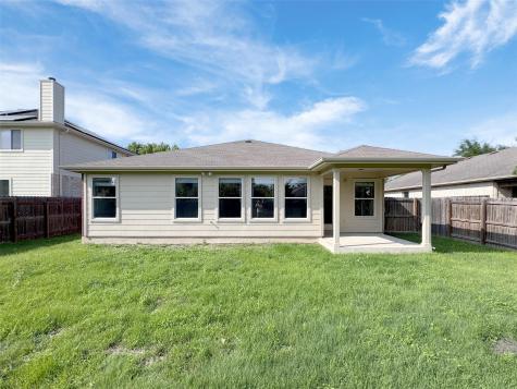 218 Mossy Rock Drive Hutto TX 78634