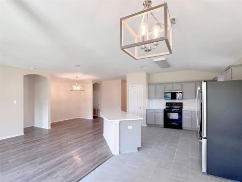 218 Mossy Rock Drive Hutto TX 78634